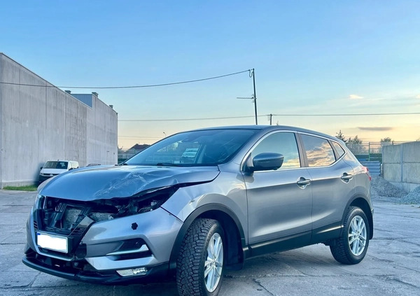 Nissan Qashqai cena 37900 przebieg: 68000, rok produkcji 2018 z Siedlce małe 154
